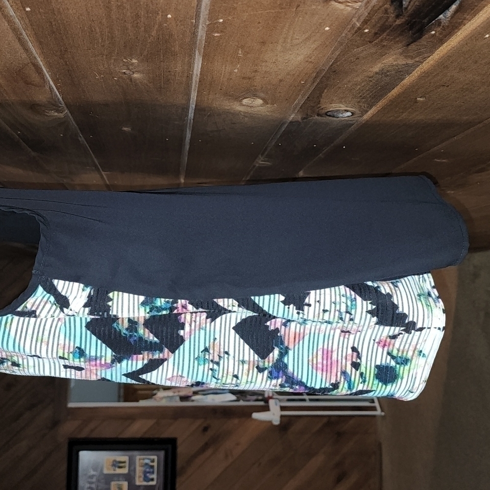 Three Pink Hearts Tank Top​ - Picture 3 of 8